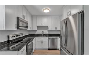 562 LAKE BONNY DRIVE, LAKELAND, FL 33801 - MLS#MFRL4956012