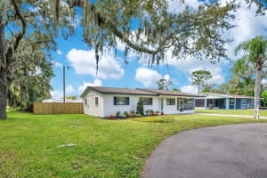 4702 MELODY LANE, LAKELAND, FL 33805 - MLS#MFRL4956029