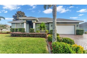 730 Country Walk Cv, EAGLE LAKE 730 Country Walk Cv, EAGLE LAKE