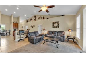 730 COUNTRY WALK COVE, EAGLE LAKE, FL 33839 - MLS#MFRL4956052