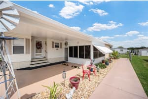 1610 REYNOLDS ROAD, LAKELAND, FL 33801 Sold 10/29/25