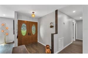 1722 HIGH POINT DRIVE, LAKELAND, FL 33813 - MLS#MFRL4956119