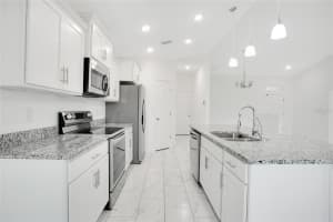 207 DENTON AVENUE, AUBURNDALE, FL 33823 - MLS#MFRL4956137