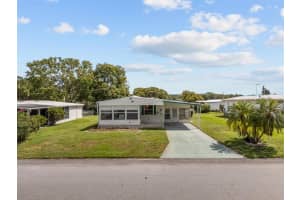 1610 REYNOLDS ROAD, LAKELAND, FL 33801 - MLS#MFRL4956153