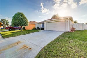 6610 CRESCENT LOOP, WINTER HAVEN, FL 33884 - MLS#MFRL4956163