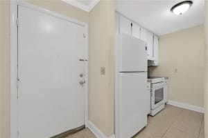 141 FERNERY ROAD, LAKELAND, FL 33809 - MLS#MFRL4956205