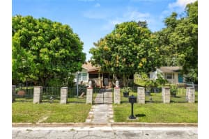 515 3RD STREET, LAKE WALES, FL 33853 - MLS#MFRL4956245