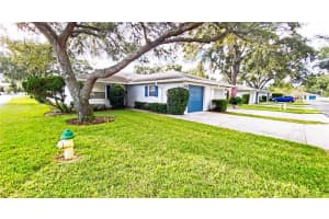 1518 Oakview Cir Se, WINTER HAVEN