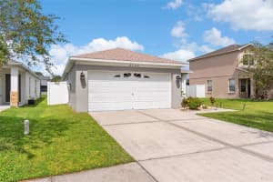 8160 CANTERBURY LAKE BOULEVARD, TAMPA, FL 33619 - MLS#MFRL4956287