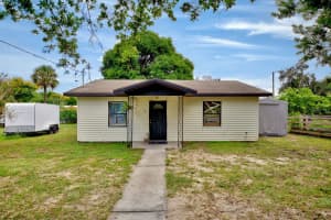 131 WIGGINS AVENUE, AVON PARK, FL 33825 - MLS#MFRL4956292