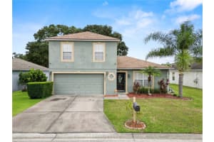 1423 COUNTRY CHASE DRIVE, LAKELAND, FL 33810 - MLS#MFRL4956323
