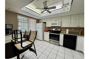 11231 DOLLAR LAKE DRIVE, PORT RICHEY, FL 34668 - MLS#MFRL4956369