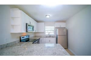 519 HAMPTON AVENUE, LAKELAND, FL 33801 - MLS#MFRL4956394