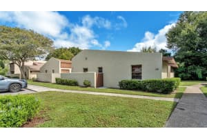 1880 CRYSTAL LAKE DRIVE, LAKELAND, FL 33801 - MLS#MFRL4956464