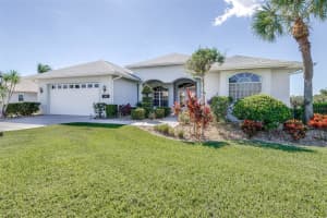 2692 Huntington Hills Dr, LAKELAND