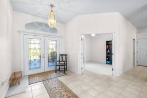 2692 HUNTINGTON HILLS DR, LAKELAND, FL 33810 - MLS#MFRL4956473