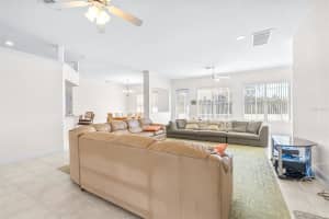 2692 HUNTINGTON HILLS DR, LAKELAND, FL 33810 - MLS#MFRL4956473