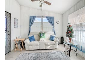 2165 CYPRESS CROSS DRIVE, LAKELAND, FL 33810 - MLS#MFRL4956520