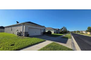 5820 MARSH LANDING DRIVE, WINTER HAVEN, FL 33881 - MLS#MFRL4956605