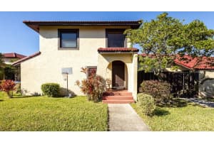 549 Hunter Cir, KISSIMMEE