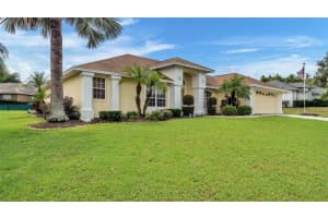 2615 HIGHLANDS VUE PARKWAY, LAKELAND, FL 33812 - MLS#MFRL4956612