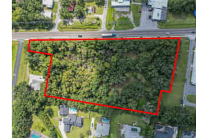 2705 NEW TAMPA HIGHWAY, LAKELAND, FL 33815 - MLS#MFRL4956652