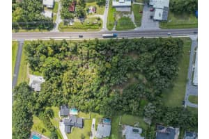 2705 NEW TAMPA HIGHWAY, LAKELAND, FL 33815 - MLS#MFRL4956652