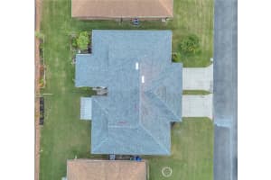 679 LAKE CAROLYN CIRCLE, LAKELAND, FL 33813 - MLS#MFRL4956706