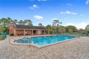 679 LAKE CAROLYN CIRCLE, LAKELAND, FL 33813 - MLS#MFRL4956706