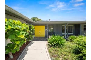 2118 LAKE BENTLEY COURT, LAKELAND, FL 33803 - MLS#MFRL4956749