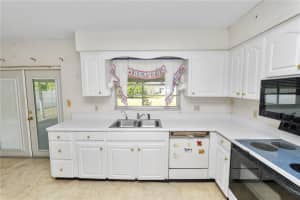 2912 WOODCREST LANE, LAKELAND, FL 33805 - MLS#MFRL4956803