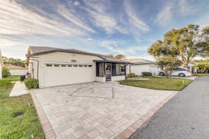 1635 COLONNADES CIRCLE, LAKELAND, FL 33811 - MLS#MFRL4956859