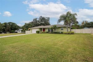318 OAK TRAIL, LAKELAND, FL 33813 - MLS#MFRL4956895