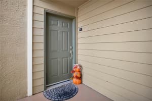 9481 HIGHLAND OAK DRIVE, TAMPA, FL 33647 - MLS#MFRL4956915