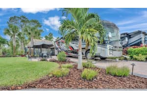 3244 FISH HAWK DRIVE, POLK CITY, FL 33868 - MLS#MFRL4956916