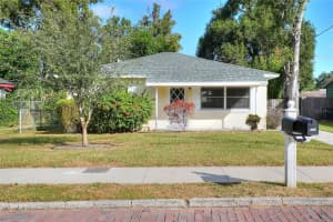 609 PARK STREET, LAKELAND, FL 33803 - MLS#MFRL4956926