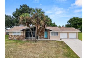 1316 LAKE ARIANA BOULEVARD, AUBURNDALE, FL 33823 - MLS#MFRL4956955