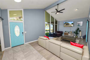 1316 LAKE ARIANA BOULEVARD, AUBURNDALE, FL 33823 - MLS#MFRL4956955