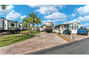 2427 CITRUS TREE ROAD, CLERMONT, FL 34714 Sold 12/30/25