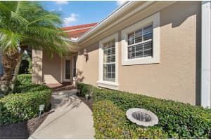 1727 LAUREL GLEN PLACE, LAKELAND, FL 33803 - MLS#MFRL4956964