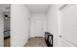 6094 EAGLE POINTE DRIVE, LAKELAND, FL 33812 - MLS#MFRL4956988