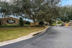 5564 SUMMERLAND HILLS CIRCLE, LAKELAND, FL 33812 - MLS#MFRL4957050