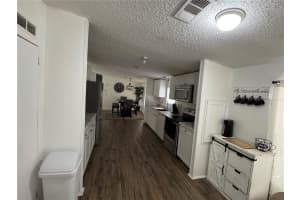 402 OAK RIDGE, LAKELAND, FL 33801 - MLS#MFRL4957073