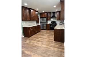 2632 HANDLEY BLVD, LAKELAND, FL 33803 - MLS#MFRL4957077