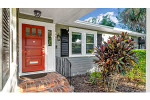 2422 COVENTRY AVE, LAKELAND, FL 33803 - MLS#MFRL4957099