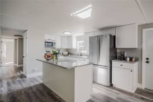 1110 SADDLEWOOD BOULEVARD, LAKELAND, FL 33809 - MLS#MFRL4957107