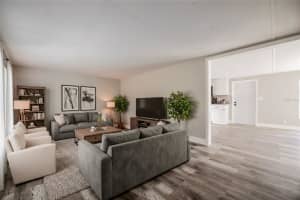 1110 SADDLEWOOD BOULEVARD, LAKELAND, FL 33809 - MLS#MFRL4957107