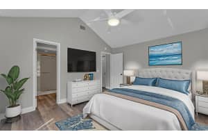 704 HIGHLAND GARDENS LANE, LAKELAND, FL 33813 - MLS#MFRL4957110