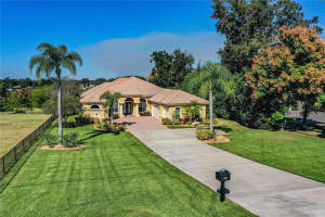 2918 CLUBHOUSE ROAD, LAKELAND, FL 33812 - MLS#MFRL4957113