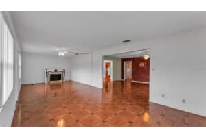 404 CAMEO DRIVE, LAKELAND, FL 33803 - MLS#MFRL4957195